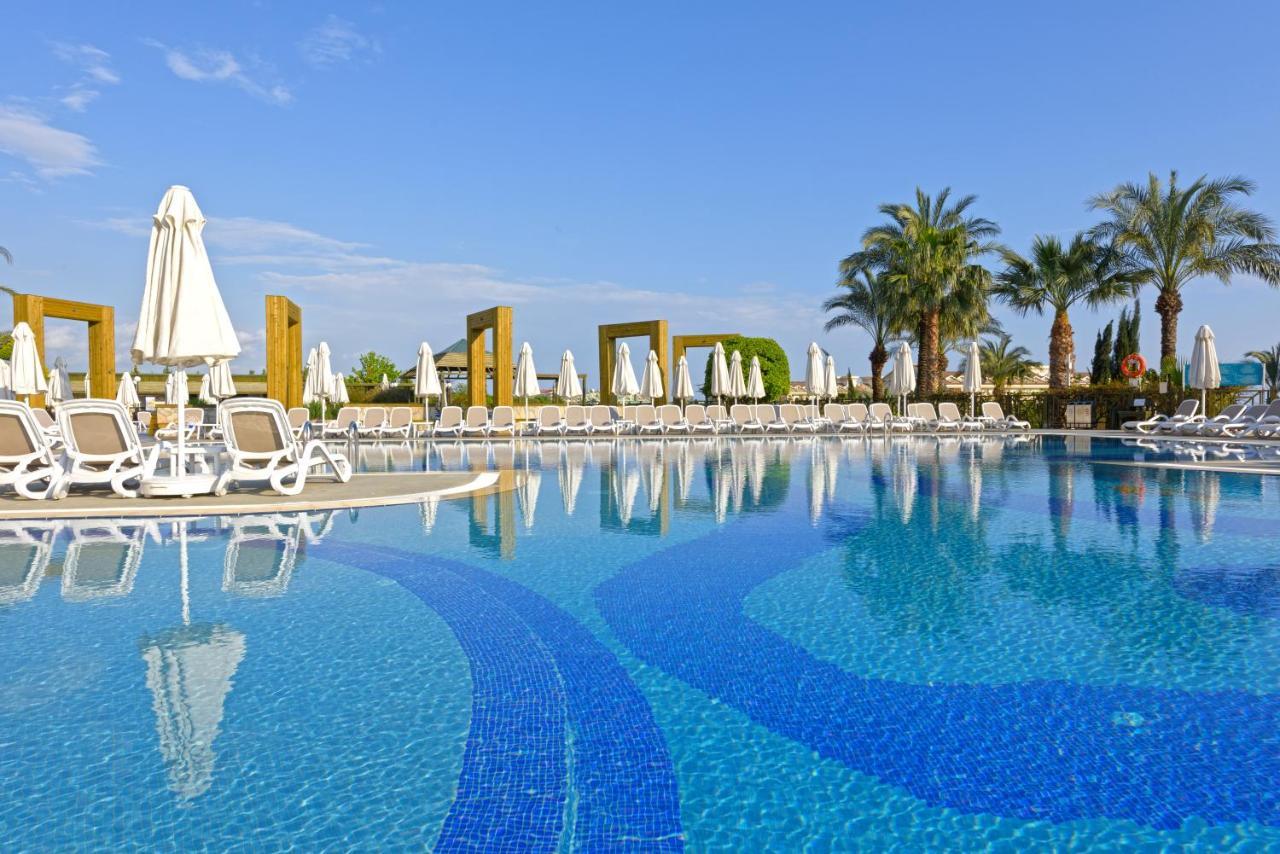 Novum Garden Side Hotel Exterior foto